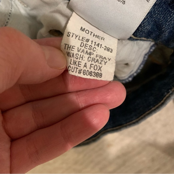 MOTHER Denim The Vamp Fray Crazy Like A Fox Distressed Jeans - Picture 7 of 12